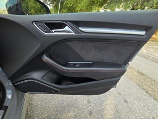 Audi A3 RS 3 2.5 TFSI quattro S tronic Sedan
