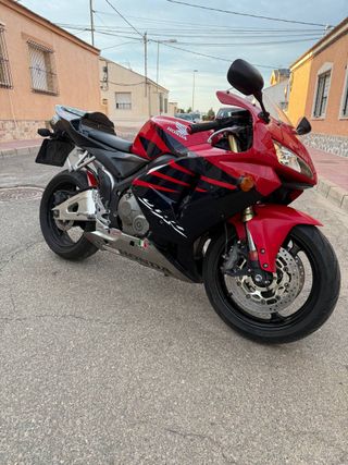 CBR 600RR 2006 CAMBIO