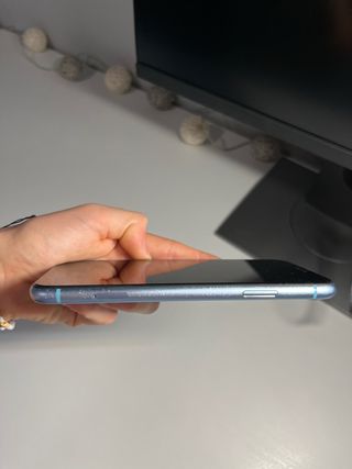 iPhone XR Azul