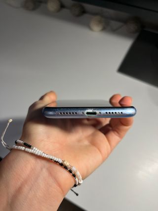 iPhone XR Azul