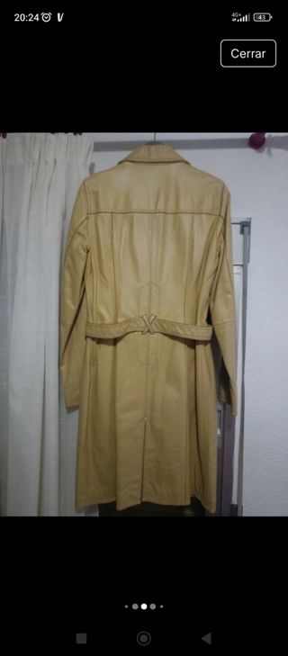 Abrigo cuero color camel
