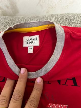 Camiseta Armani Niño Roja talla 10 años