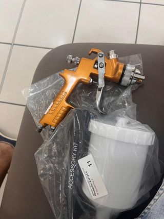 Pistola de pintar profesional naranja