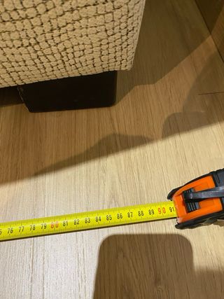 Sofá de 2 plazas beige, como nuevo!!