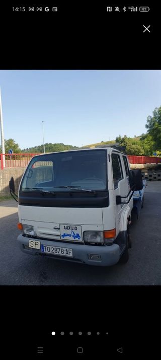 Ofrecemos servicios grua y auxilio vial