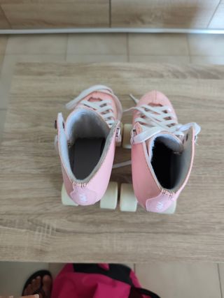Patines rosas para niña