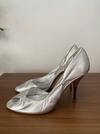 Zapatos de tacón Casadei plateados