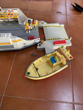 Barco Ferry Playmobil con figuras y quad