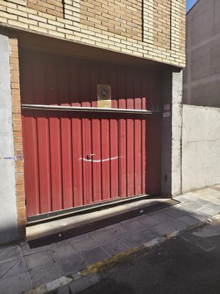 Plaza de garaje y trastero en venta