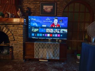 TV Samsung CU7105 Crystal UHD Smart TV