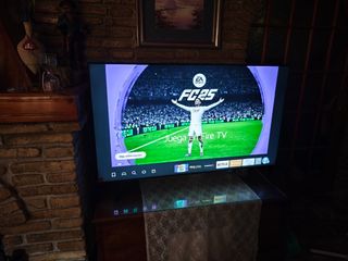 TV Samsung CU7105 Crystal UHD Smart TV