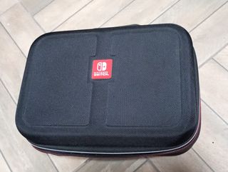 Maletín protector para Nintendo Switch y accesorio