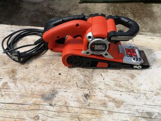 Lijadora de banda Black & Decker 720W