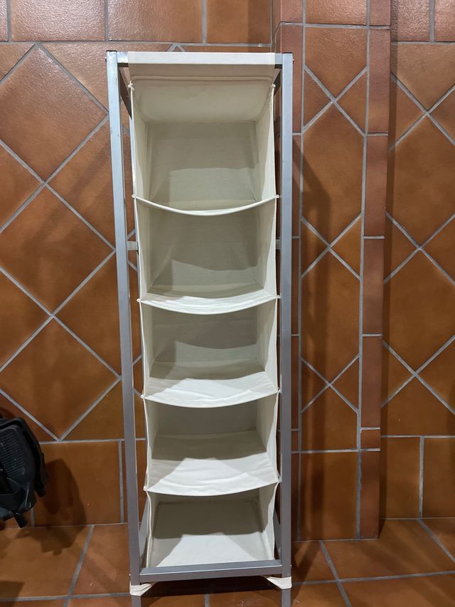 Estantería de tela y metal beige/gris