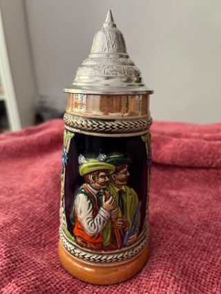 Jarras de Cerveza Alemana con Tapa