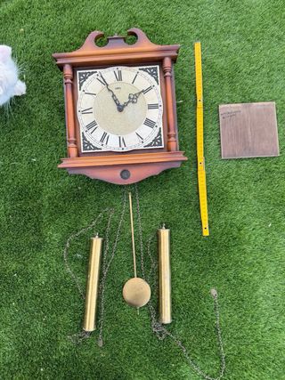 Reloj de pared SARS