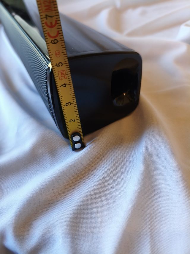 Barra de sonido inalámbrica con mando. Nueva