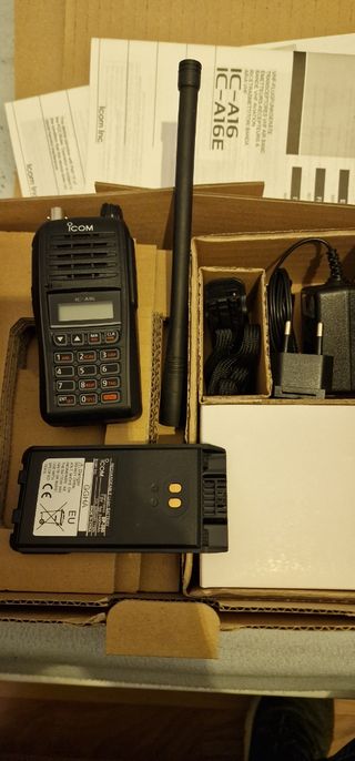 Radio Icom IC-A16E Banda Aérea