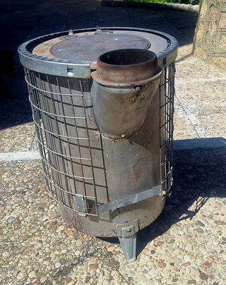 Estufa de leña / Salamandra metálica