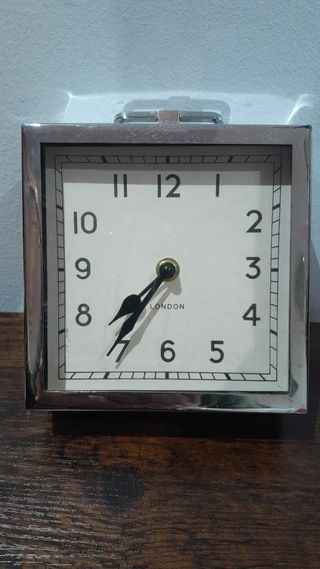 Reloj de mesa clásico London