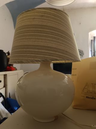 Lámpara de mesa XXL beige