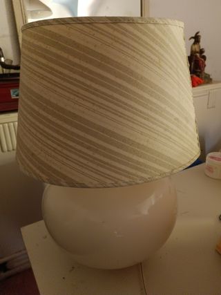 Lámpara de mesa XXL beige