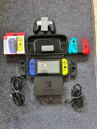 Nintendo Switch Completo con Accesorios