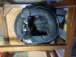 Casco moto blu metallizzato con visiera