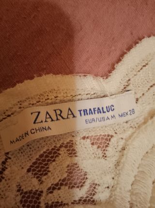 Top encaje Zara beige