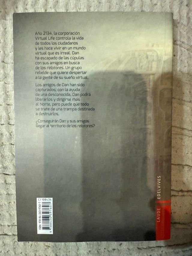 Virtual Life: Relatores