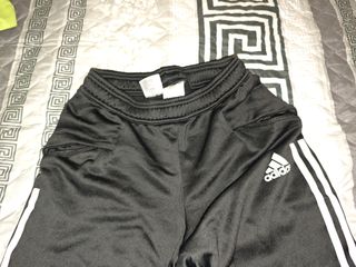 Pantalón chándal Adidas entrenamiento talla S
