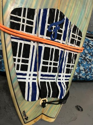 Tabla de surf Lightning Bolt – Shaper Paulo Rabell