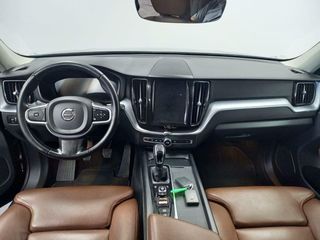 Volvo XC60 2.0 D3 MOMENTUM PRO ADBLUE