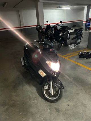 Kymko Betwin 125cc