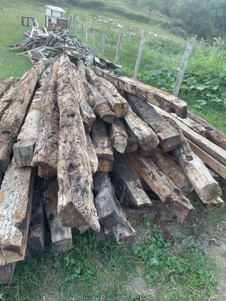 Vigas de madera roble y castaño