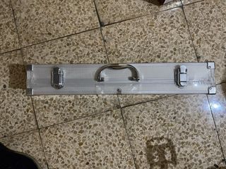 Maletín para cubiertos de parrilla Con 10 piezas