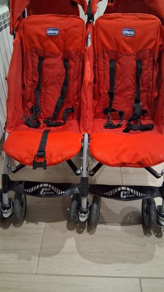 Silla de paseo gemelar Chicco CTwin Roja