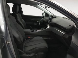 Peugeot 3008 Hybrid 225 Allure