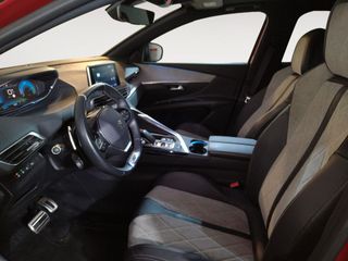 Peugeot 3008 Hybrid4 300 GT