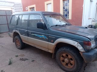 Mitsubishi Montero 1997