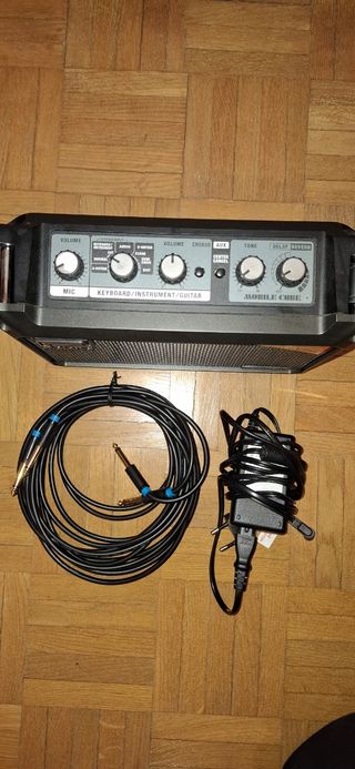 Roland Mobile Cube Amplificador Negro
