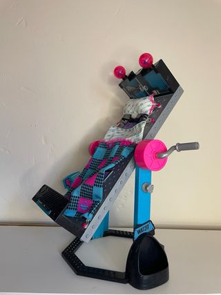 Cama de Frankie Stein