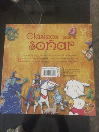 Cuentos con animales (Clásicos para soñar) (Spa...