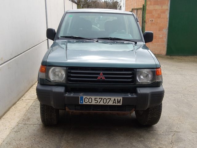 Mitsubishi Montero 1996
