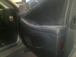 GUARNECIDO PUERTA DELANTERA DERECHA MERCEDES CLAS