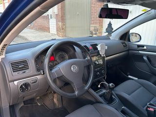 Volkswagen Golf 2005