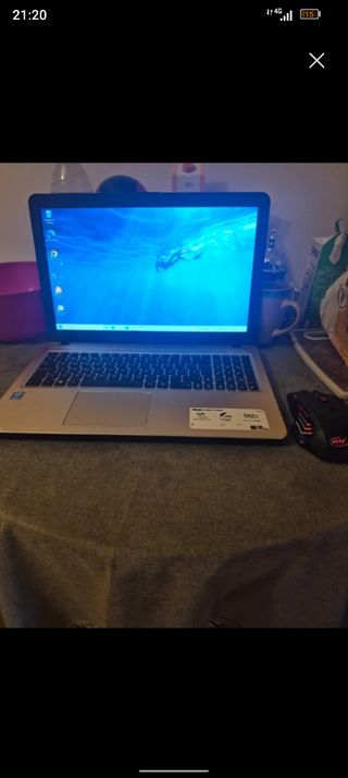  Laptop Asus 
