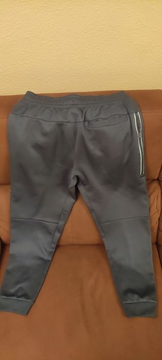 Pantalón chándal Nike gris