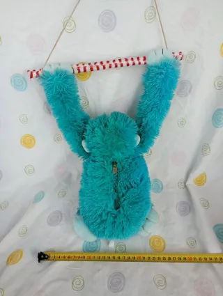 Macaco peluche com câmara