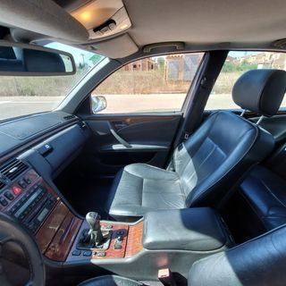 Mercedes-Benz Clase E 2001